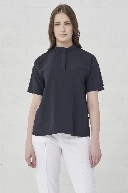 Navy / 65% Polyester 32% Rayon 3% Elastane / XS