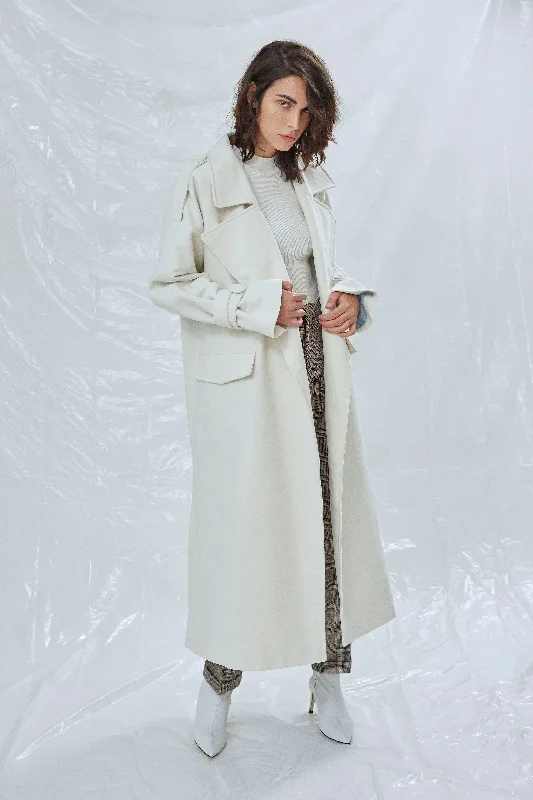 Laura Oversized Coat in White