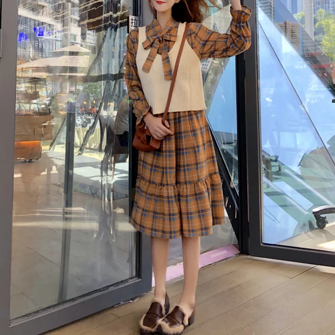 Plaid dress + knit vest suit yv42619