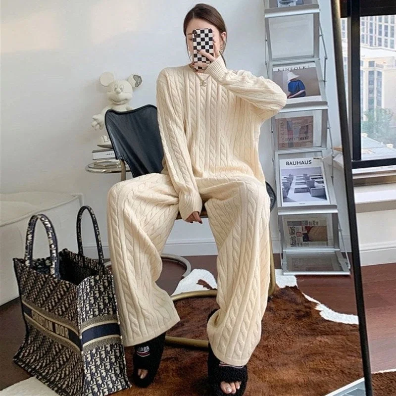 Knitted suit for women 2023 autumn and winter new style lazy loose slim cable pullover sweater wide leg pants two-piece set