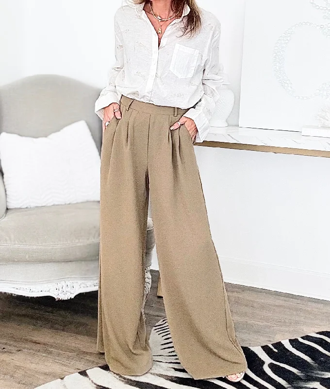 Pleated Solid Pants - Cocoa