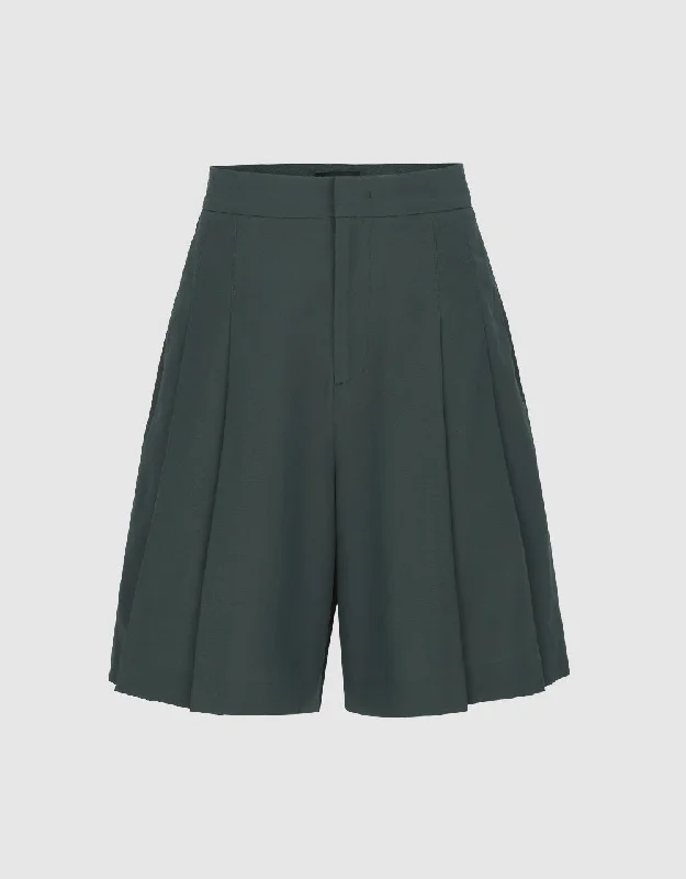 Textured Pleated Shorts